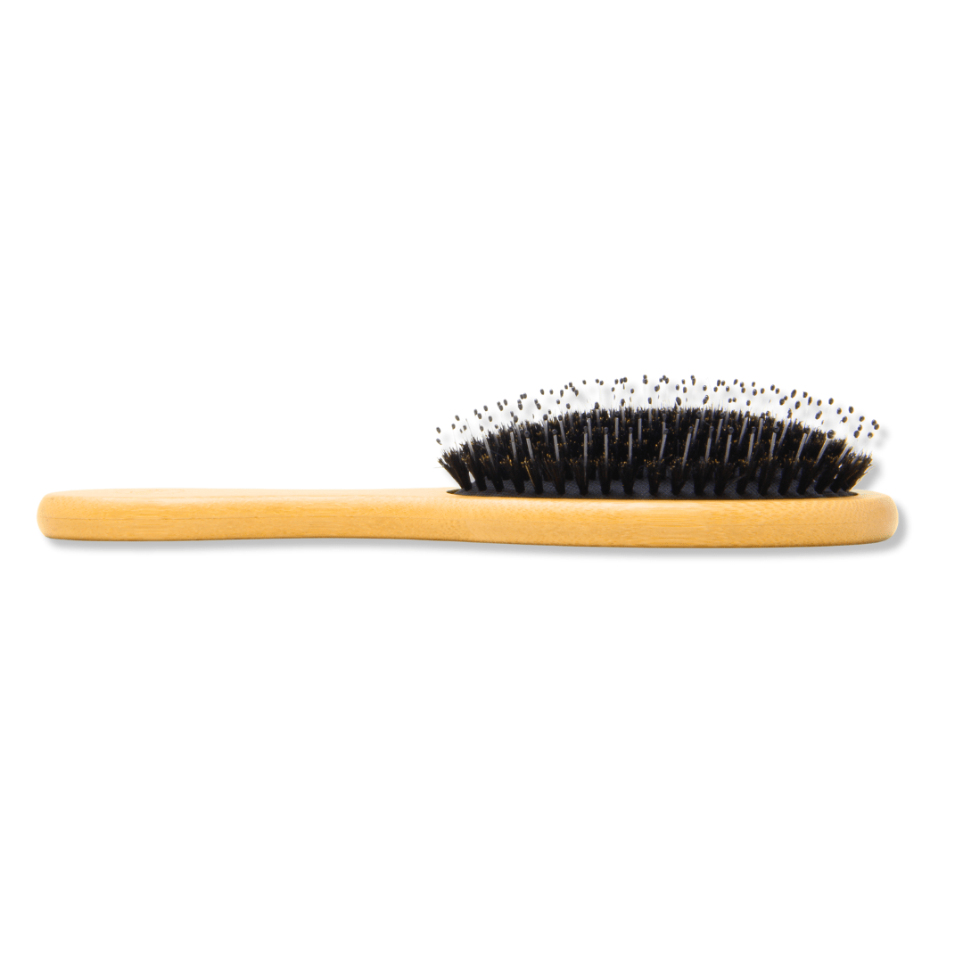 Cosmetic World_Bamboo Brush with Natural Boar and Nylon Bristles_Cosmetic World