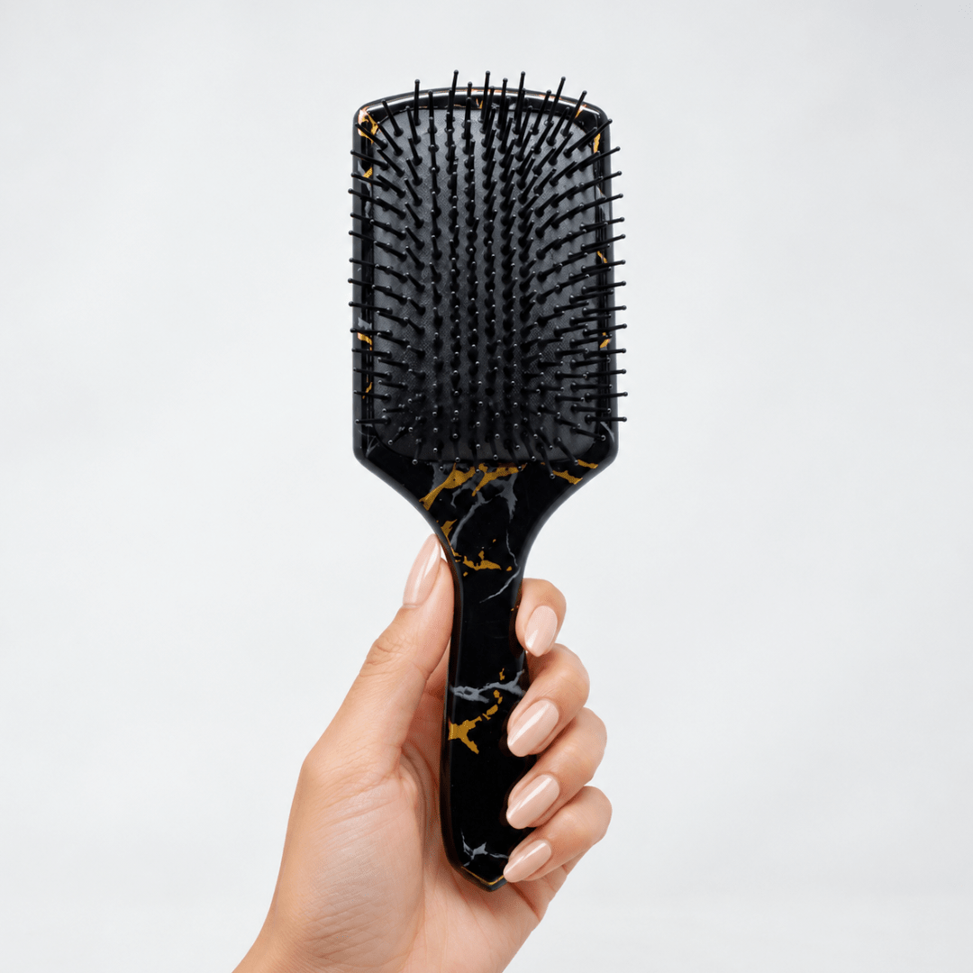 Keco_Head Hugger Paddle Brush Black & Gold_Cosmetic World