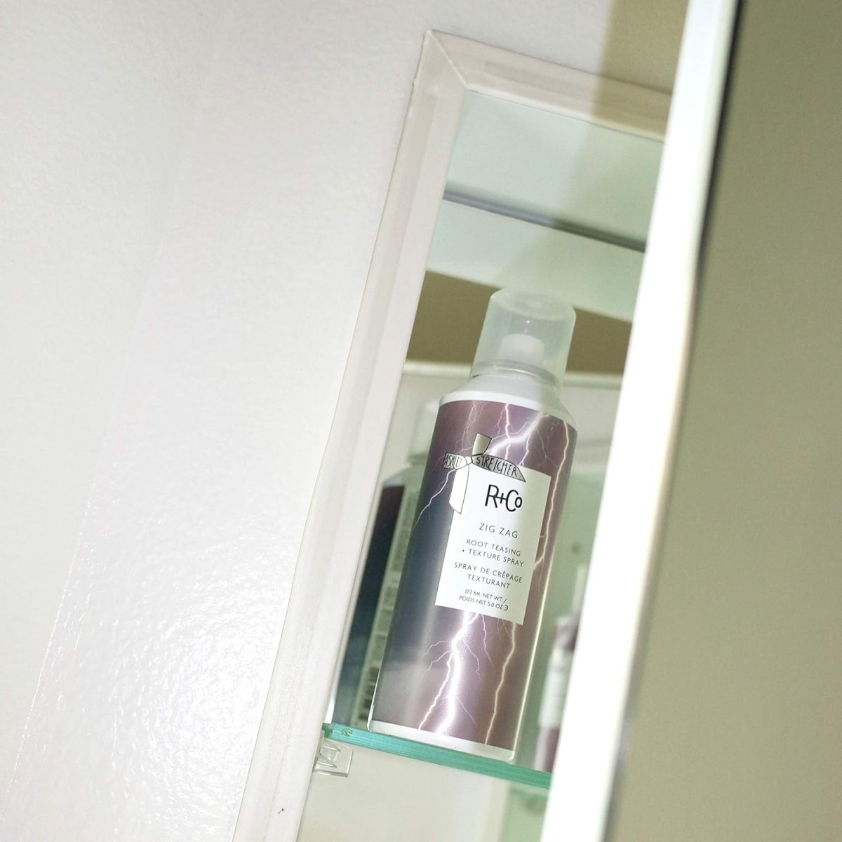 R+CO_Zig Zag Root Teasing + Texture Spray_Cosmetic World