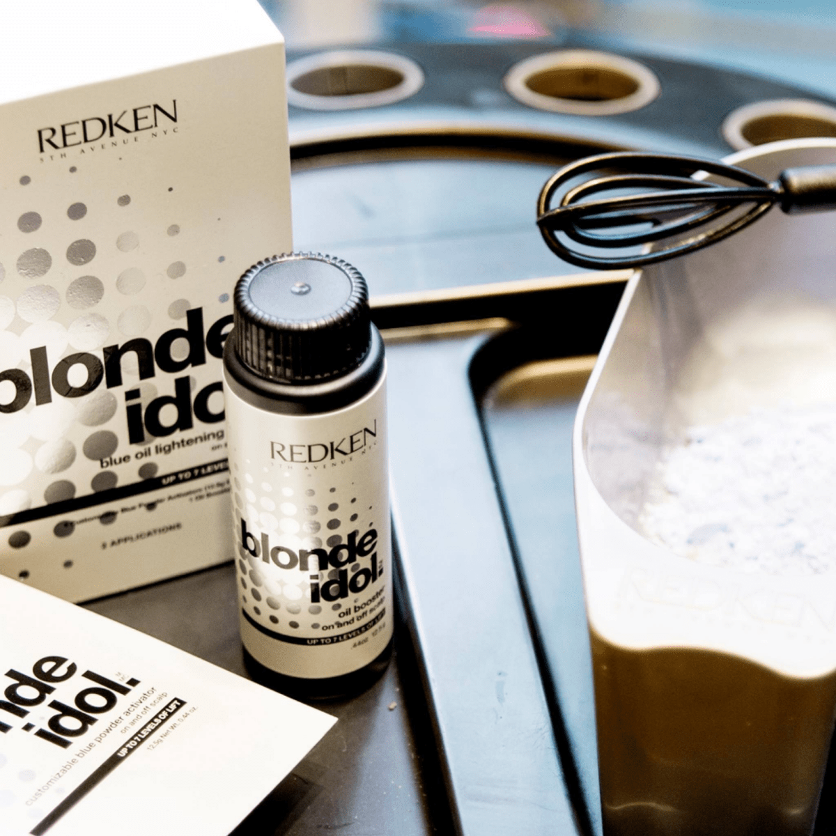 REDKEN_Blonde Idol Blue Oil Lightening System (2 Applications)_Cosmetic World